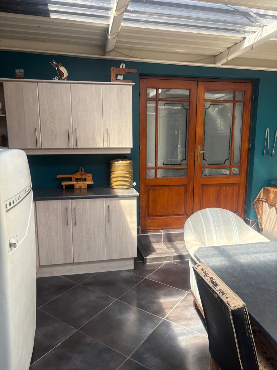 To Let 3 Bedroom Property for Rent in Campher Park Eastern Cape